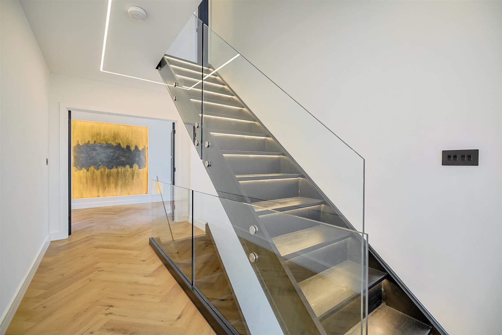 Heddfan, Croesyceiliog, Carmarthen, SA32 8DS